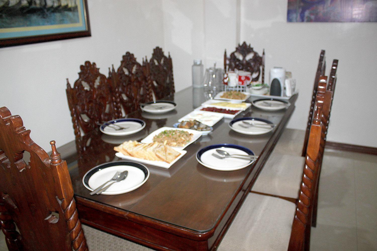 Leizel'S Bed & Breakfast Palompon Экстерьер фото