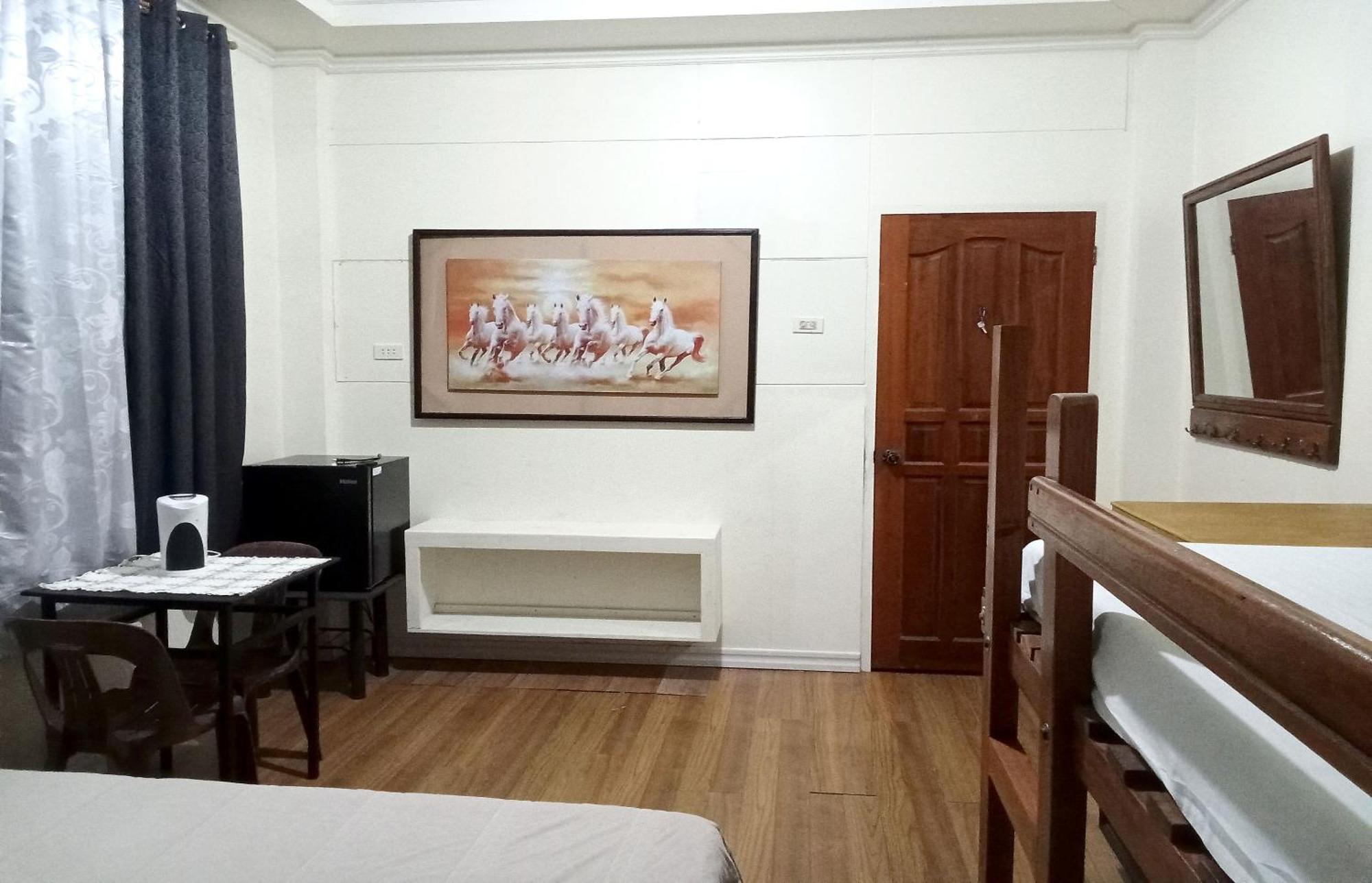 Leizel'S Bed & Breakfast Palompon Экстерьер фото